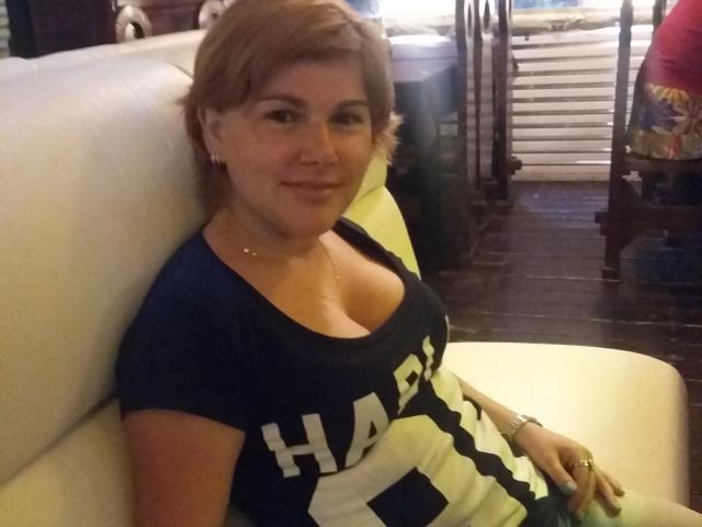 Chat live chow webcam