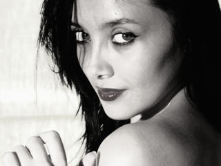 MedeeaSweet - Chat hard avec cette Séduisante jeune demoiselle en chaleur occidentale  