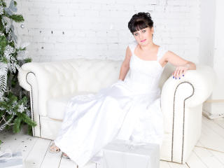 EvelinaX - online show exciting with this slim Lady over 35 