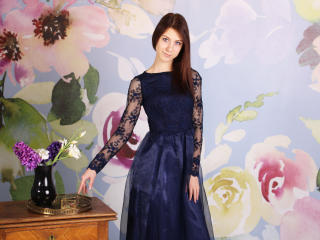 AngelicaMay - Video chat porn with this White 18+ teen woman 