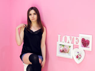 TenderAngelCarly - Show live exciting with this being from Europe Young and sexy lady 