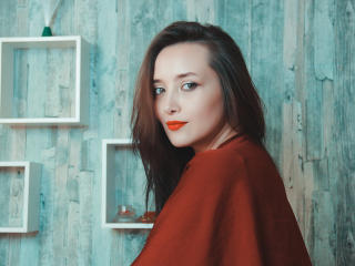 MedeeaSweet - Show live sex avec une Séduisante canon sexy à la chevelure étincelante sur XloveCam 