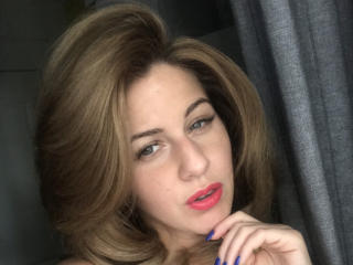 HotAneise - Webcam live hard with this fit constitution College hotties 