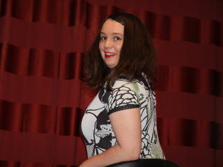 AmberBris - Show xXx with this Hot chicks 