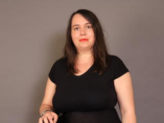 AmberBris - online chat hot with a Sexy babes 