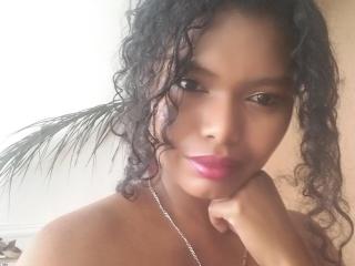 CataleyaX69 - Webcam sex with a dark hair Lady 