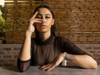 Arttemisa - Show live sexy with a black hair Mistress 