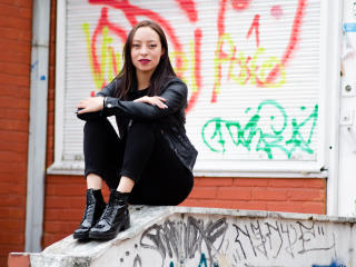 KathyMorriss - Chat sexy with a black hair Sexy young and sexy lady 