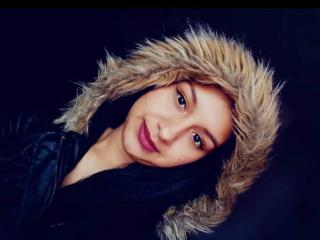 SharolD - Cam sexy with a shaved private part Exciting 18+ teen woman 