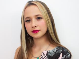 MiaMorris - Live porn &amp; sex cam - 8372640