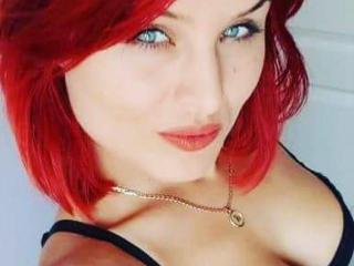 RubyBeauDesire - Web cam sex with this medium rack Sex girl 